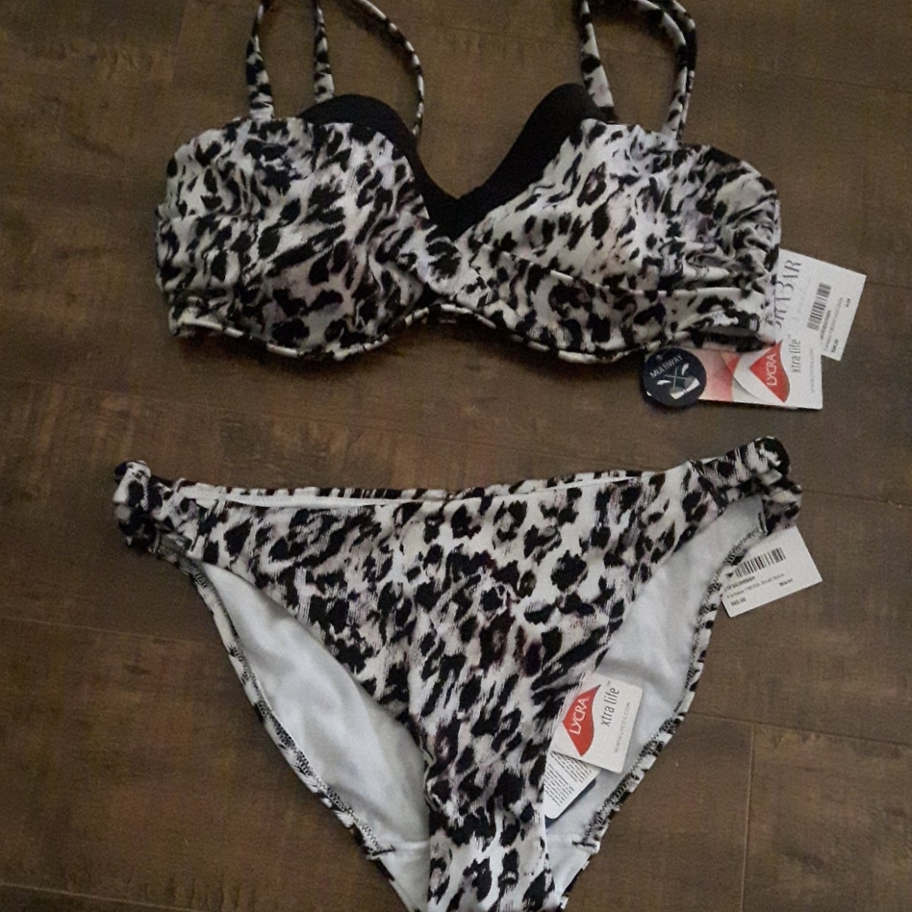 Bikinis set